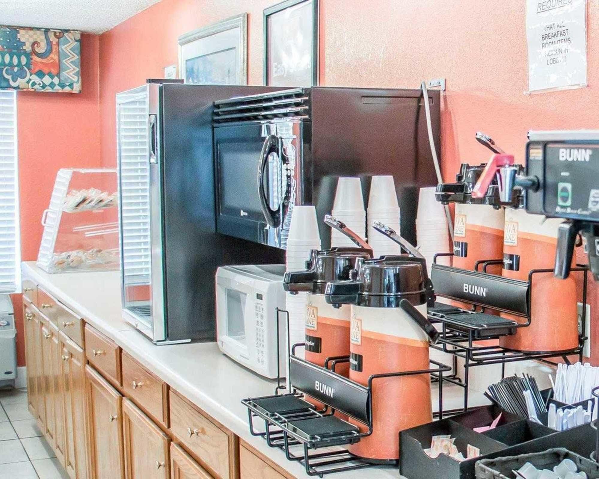 Econo Lodge Pooler - Savannah I-95 Dış mekan fotoğraf